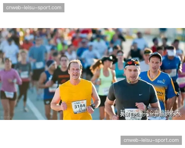 欧冠主题跑:在慕尼黑举行,数千跑者完成5公里赛事 欧冠主题跑:在慕尼黑举行,数千跑者完成5公里赛事